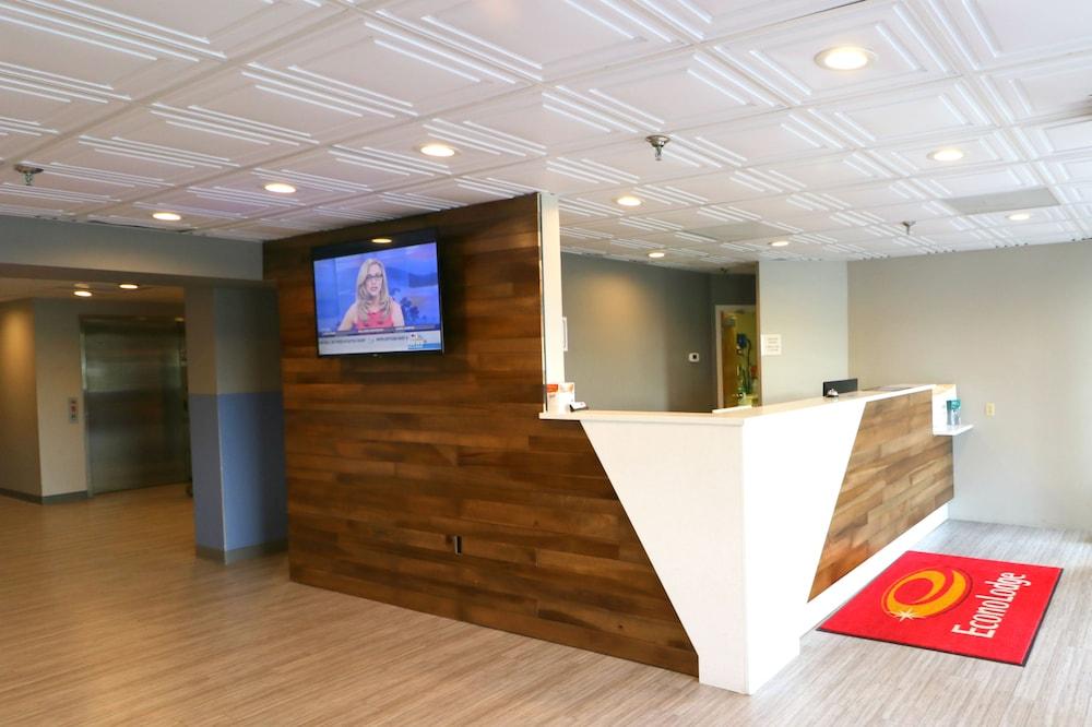 Surestay Plus Hotel By Best Western Севьервилл Экстерьер фото