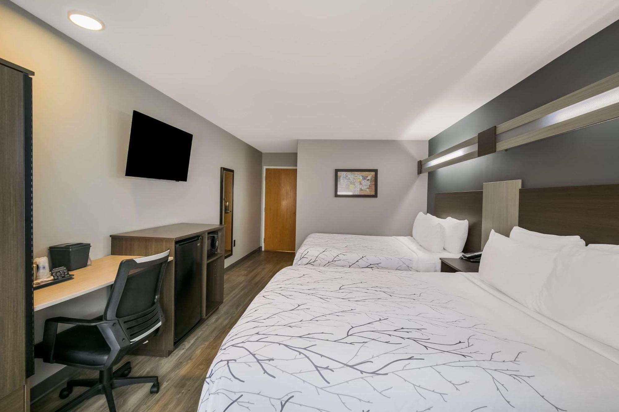 Surestay Plus Hotel By Best Western Севьервилл Экстерьер фото